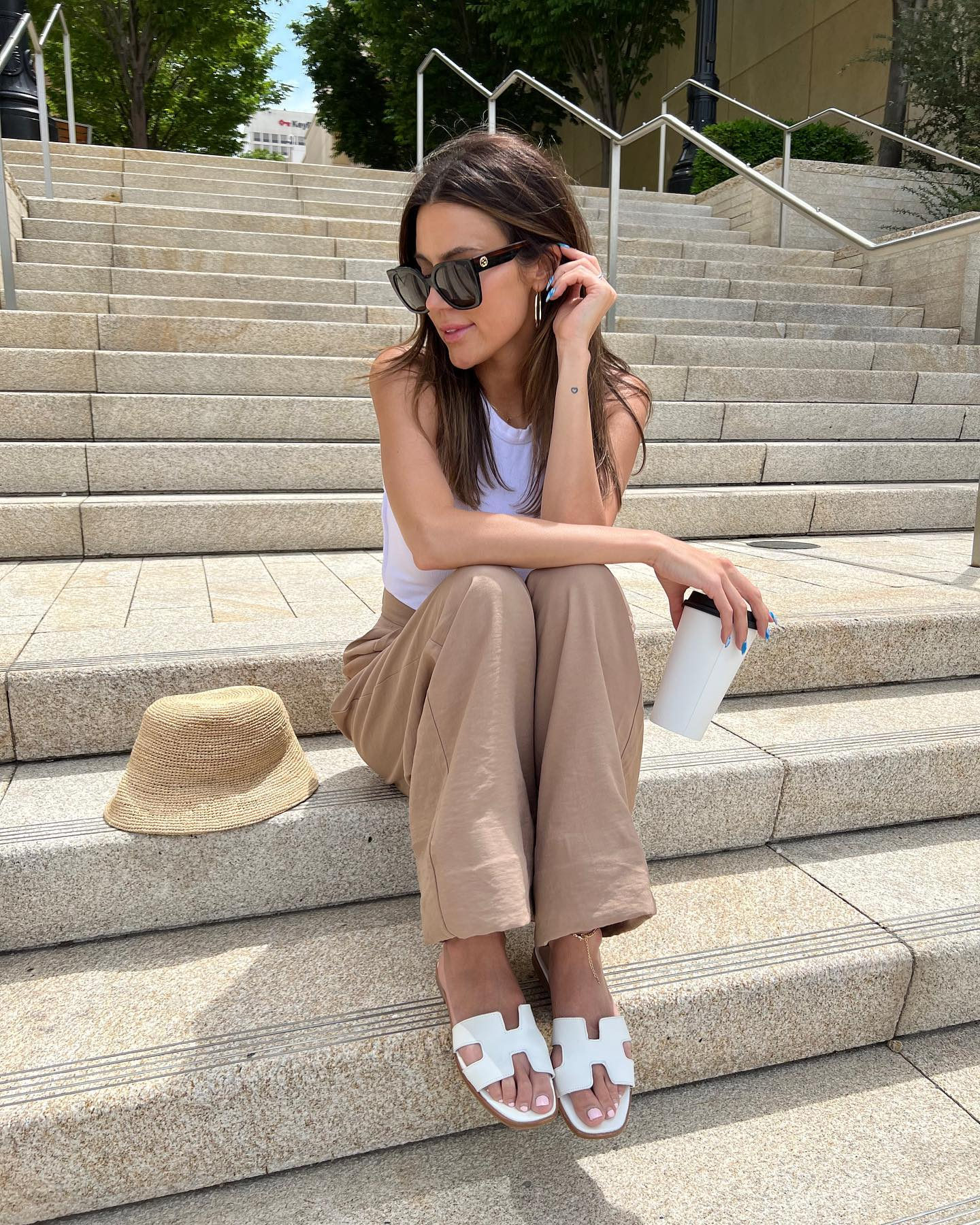 
                  
                    BIANKA BLANCO FLATS
                  
                